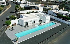 Casa Conil With A Private 25 Meter Heated Pool